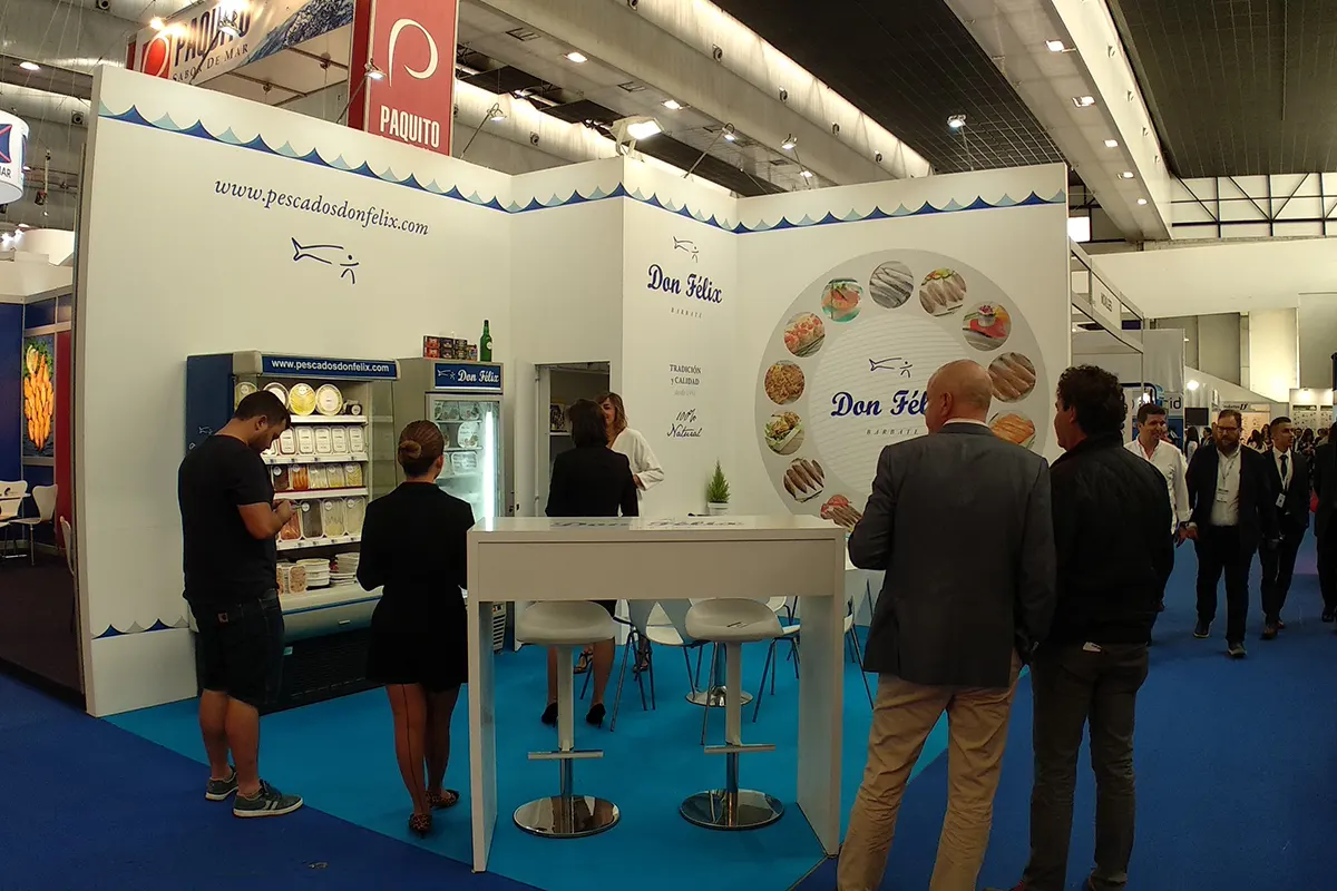 Diseño y montaje de stands para Conxemar y Navalia